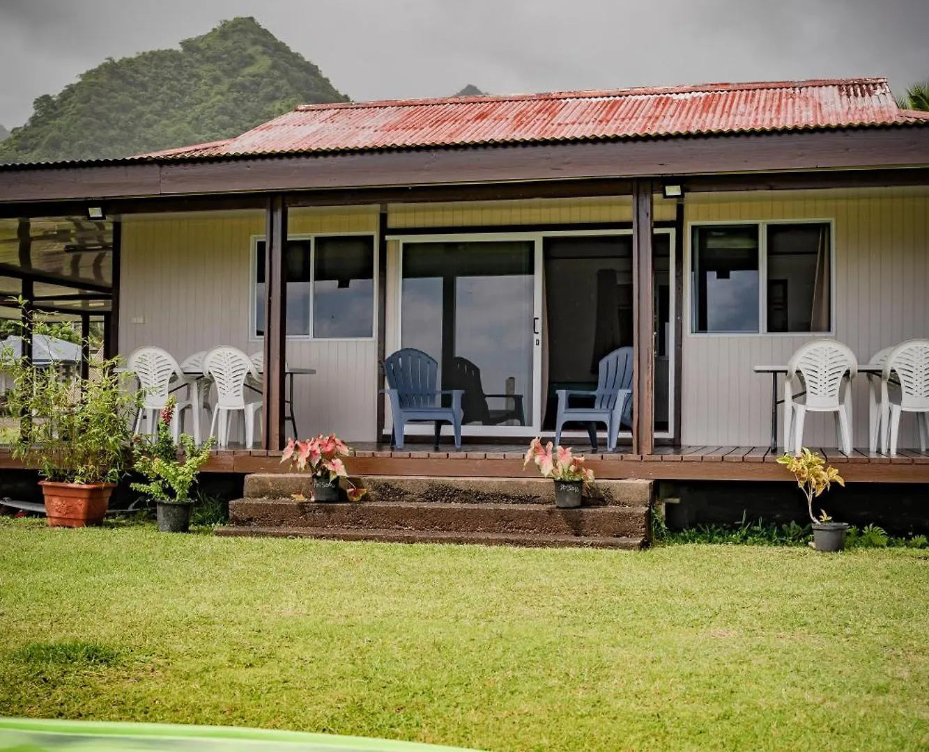 Hava'E Lodge Teahupoo Couette-café